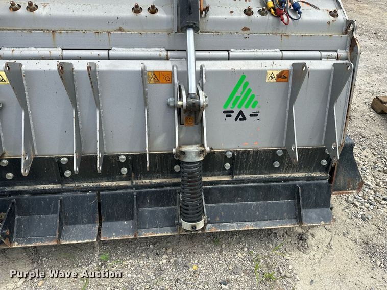 image for item DF8525 2018 FAE MTM-225 soil stabilizer / recycler