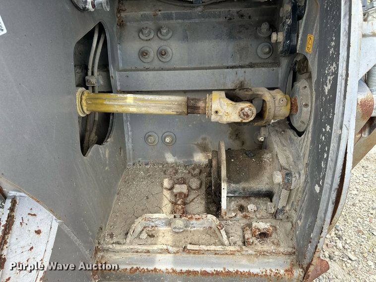 image for item DF8525 2018 FAE MTM-225 soil stabilizer / recycler