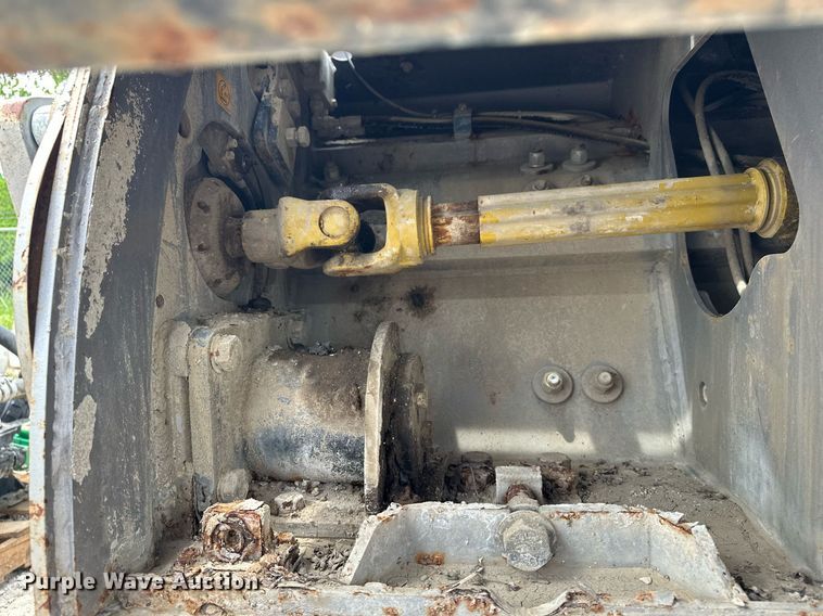 image for item DF8525 2018 FAE MTM-225 soil stabilizer / recycler