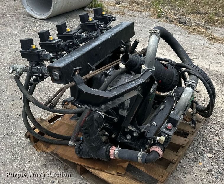 image for item DF8525 2018 FAE MTM-225 soil stabilizer / recycler