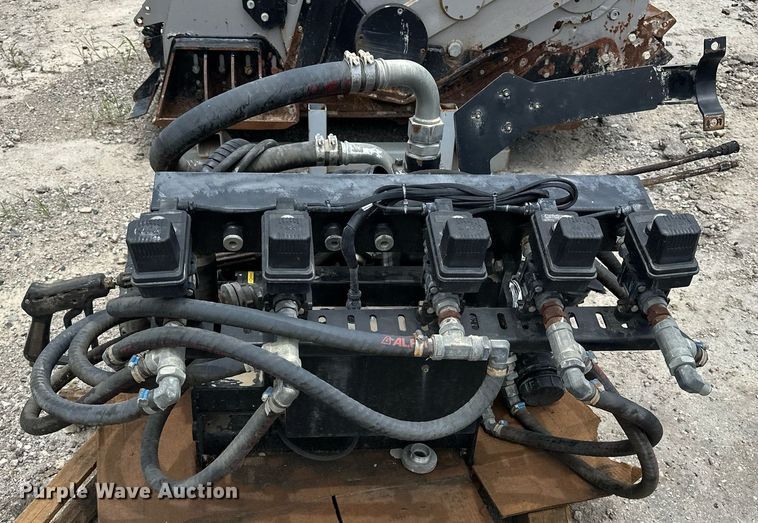 image for item DF8525 2018 FAE MTM-225 soil stabilizer / recycler