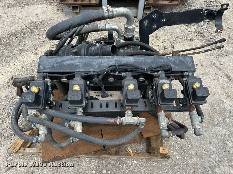 image for item DF8525 2018 FAE MTM-225 soil stabilizer / recycler