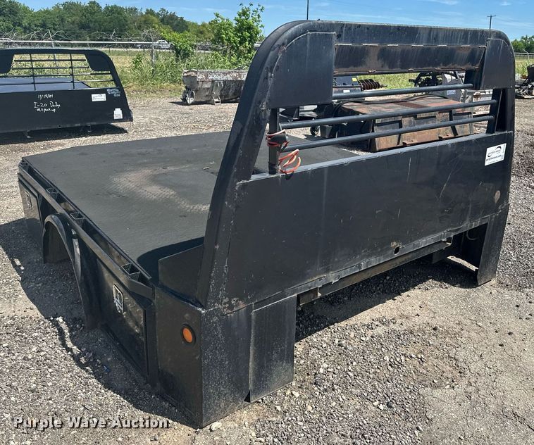 image for item DF8526 CM flatbed