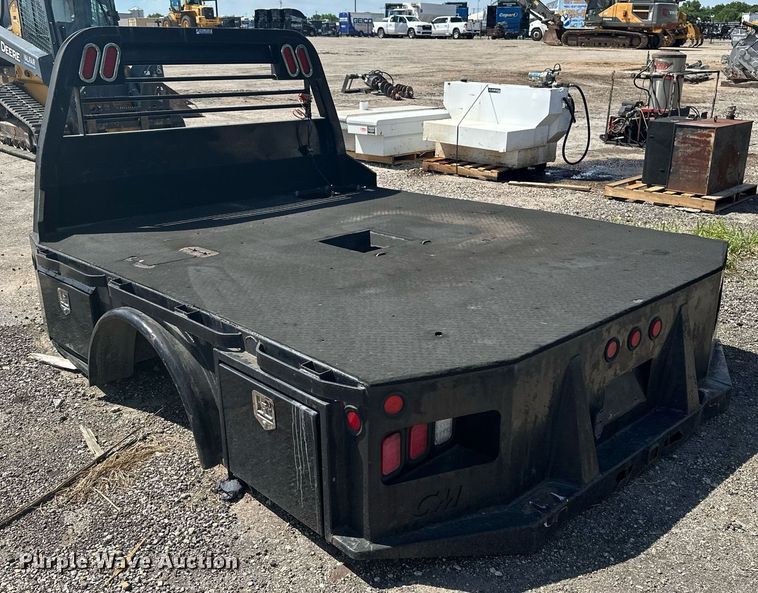 image for item DF8526 CM flatbed