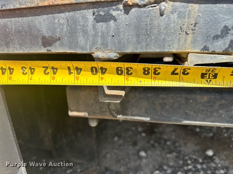 image for item DF8526 CM flatbed