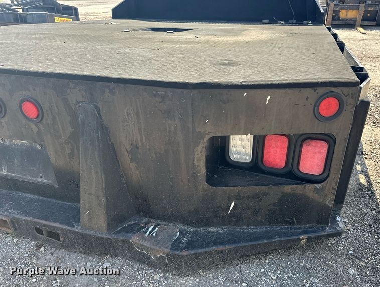 image for item DF8526 CM flatbed