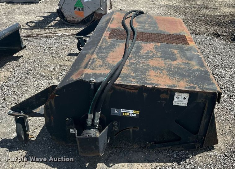 image for item DF8530 John Deere BP84 skid steer broom