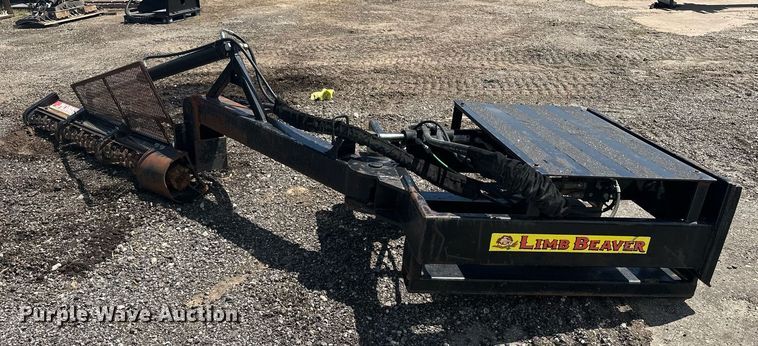 image for item DF8532 Limb Beaver skid steer limb saw
