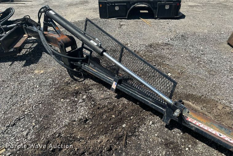 image for item DF8532 Limb Beaver skid steer limb saw