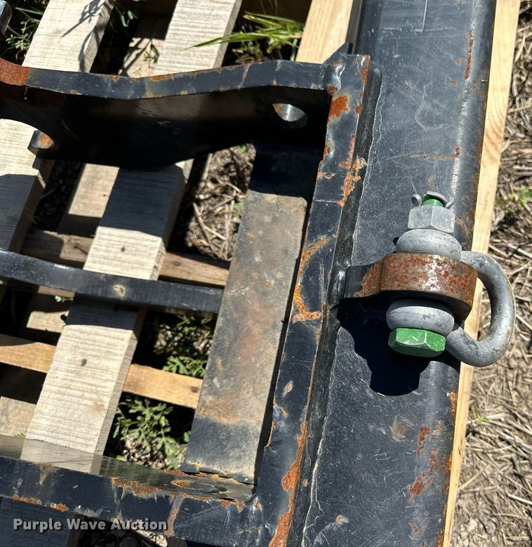 image for item DF8534 (2) pallet forks