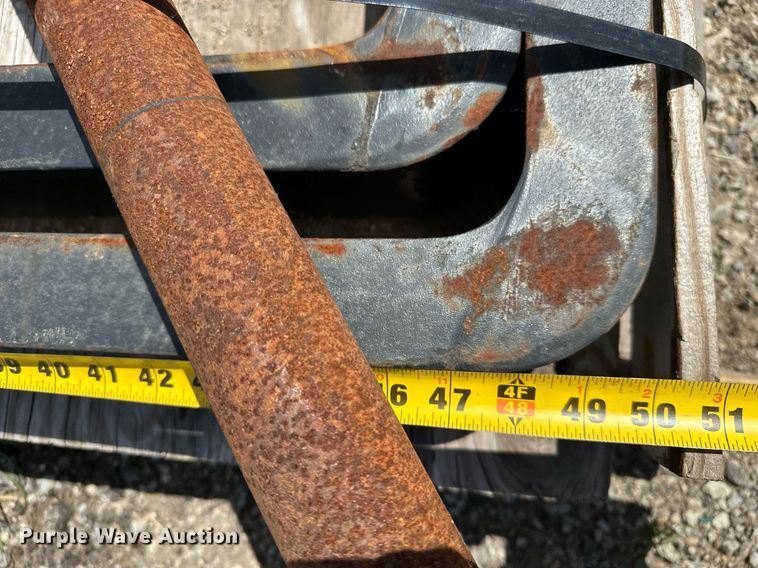 image for item DF8535 (2) pallet forks