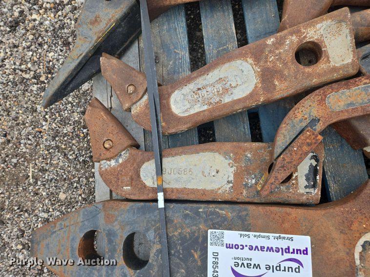 image for item DF8543 Ripper shanks