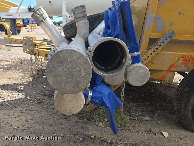 image for item DF8549 Allmand Brothers SEH 25 3FS mobile baghouse