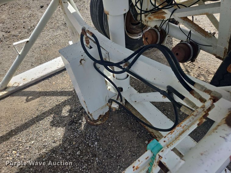 image for item DF8550 2006 Niece Equipment portable water tower