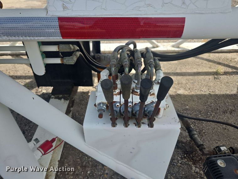 image for item DF8550 2006 Niece Equipment portable water tower