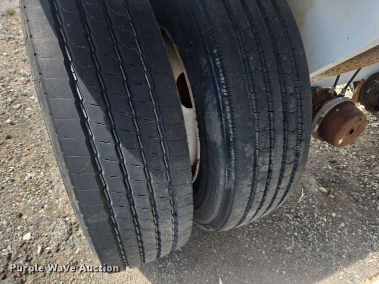 image for item DF8550 2006 Niece Equipment portable water tower