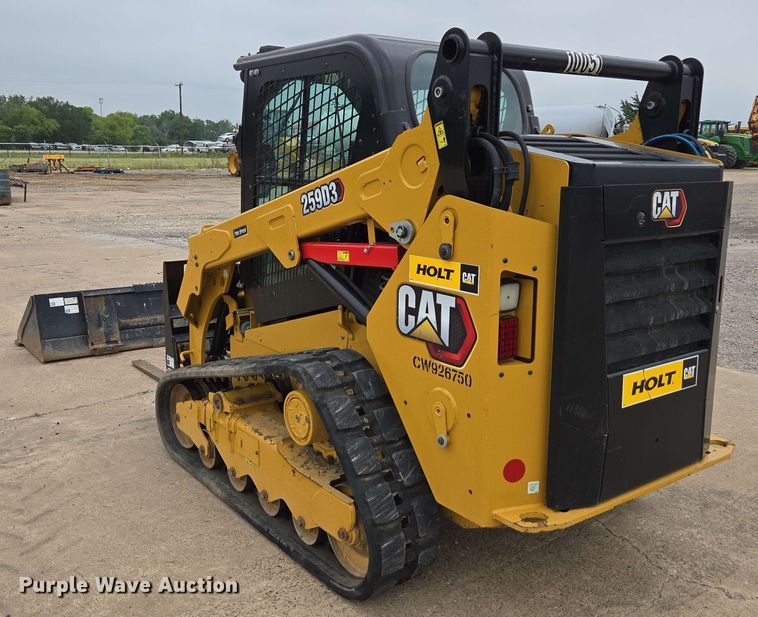 image for item DF8552 2023 Caterpillar 259D3 tracked skid steer loader