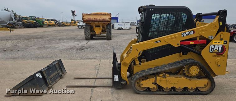 image for item DF8552 2023 Caterpillar 259D3 tracked skid steer loader