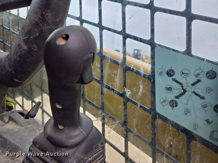 image for item DF8552 2023 Caterpillar 259D3 tracked skid steer loader