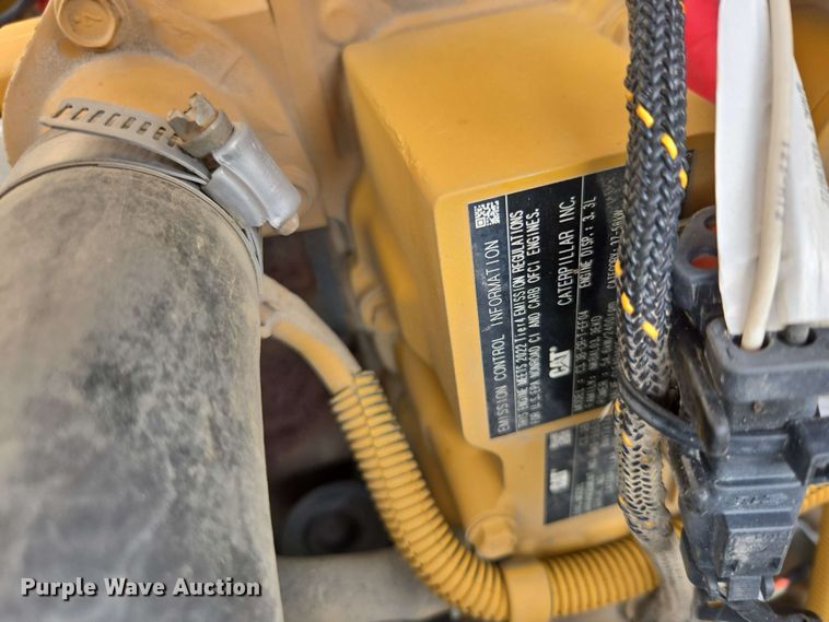 image for item DF8552 2023 Caterpillar 259D3 tracked skid steer loader