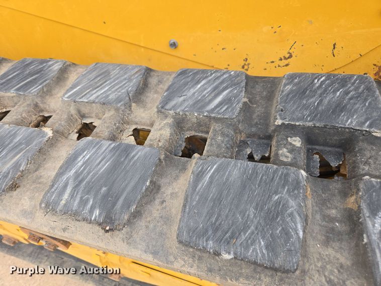 image for item DF8552 2023 Caterpillar 259D3 tracked skid steer loader