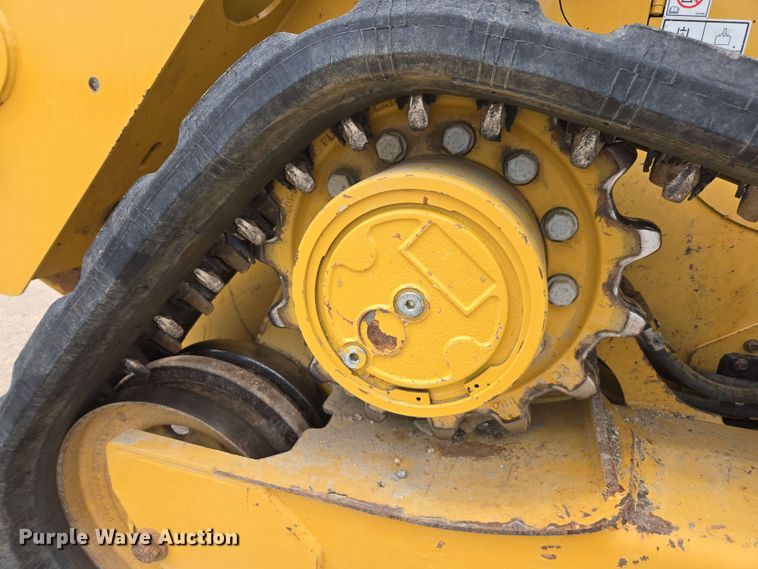 image for item DF8552 2023 Caterpillar 259D3 tracked skid steer loader