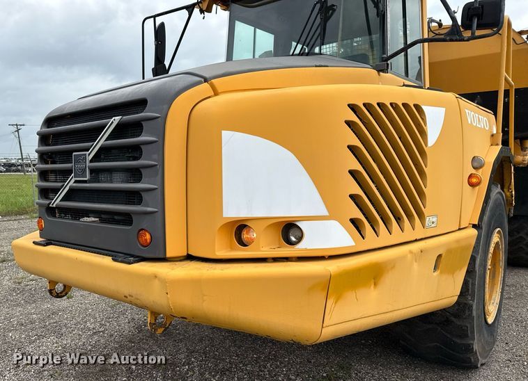 image for item DP6136 2007 Volvo A25D water wagon