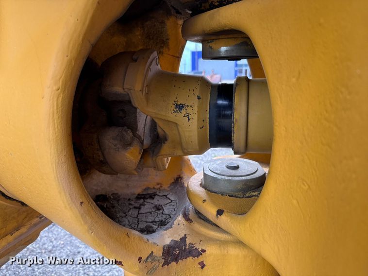 image for item DP6136 2007 Volvo A25D water wagon