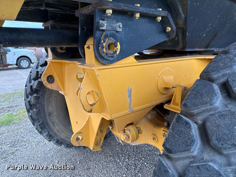 image for item DP6136 2007 Volvo A25D water wagon