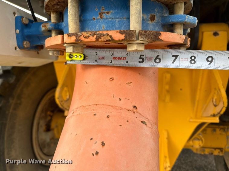 image for item DP6136 2007 Volvo A25D water wagon