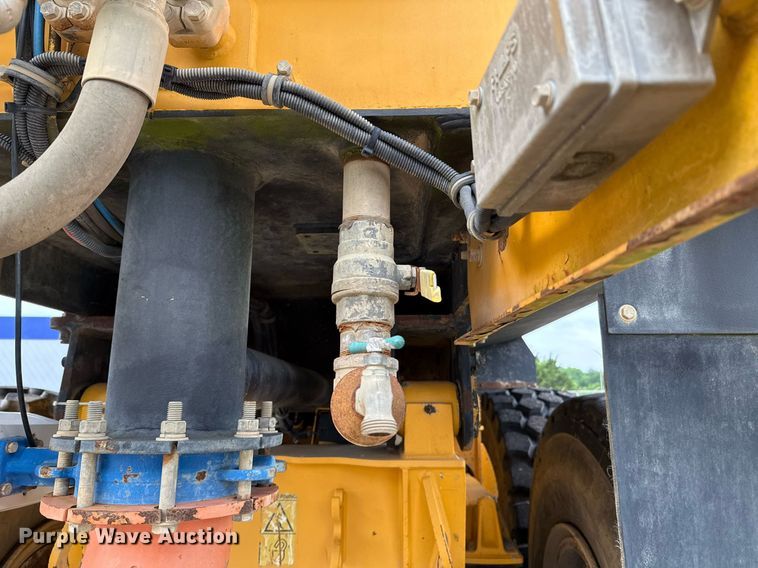image for item DP6136 2007 Volvo A25D water wagon