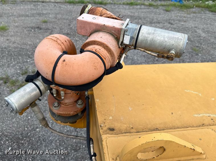 image for item DP6136 2007 Volvo A25D water wagon