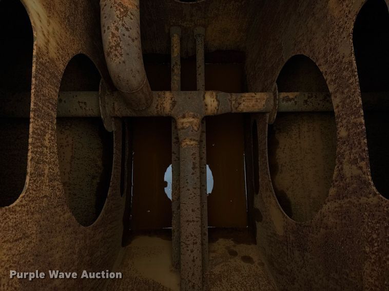 image for item DP6136 2007 Volvo A25D water wagon