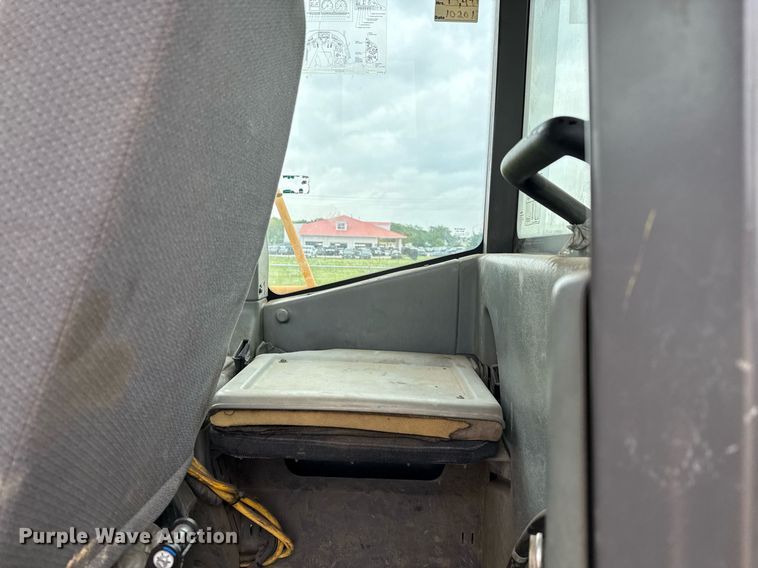 image for item DP6136 2007 Volvo A25D water wagon