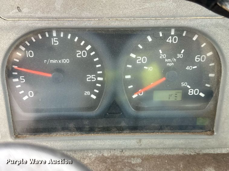 image for item DP6136 2007 Volvo A25D water wagon