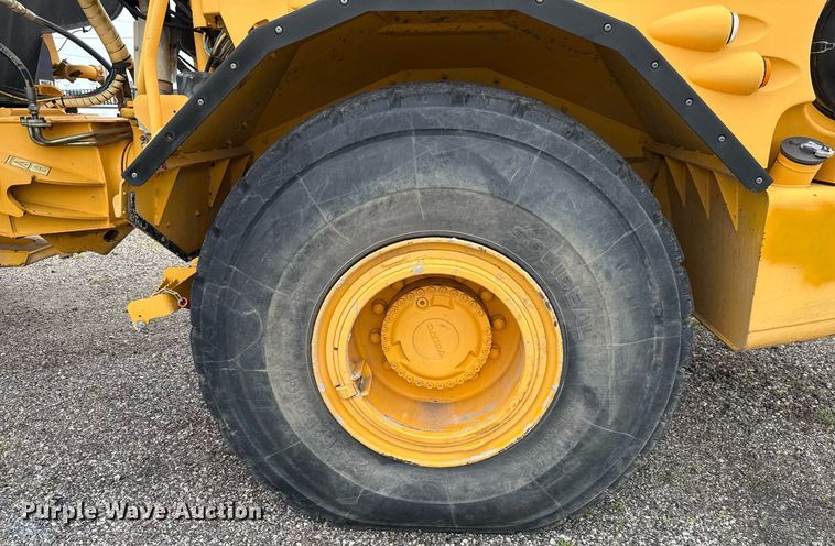 image for item DP6136 2007 Volvo A25D water wagon