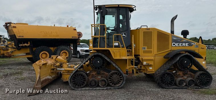 image for item DP6137 2016 John Deere 764 HSD dozer