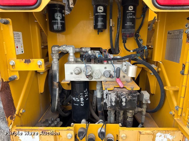 image for item DP6137 2016 John Deere 764 HSD dozer