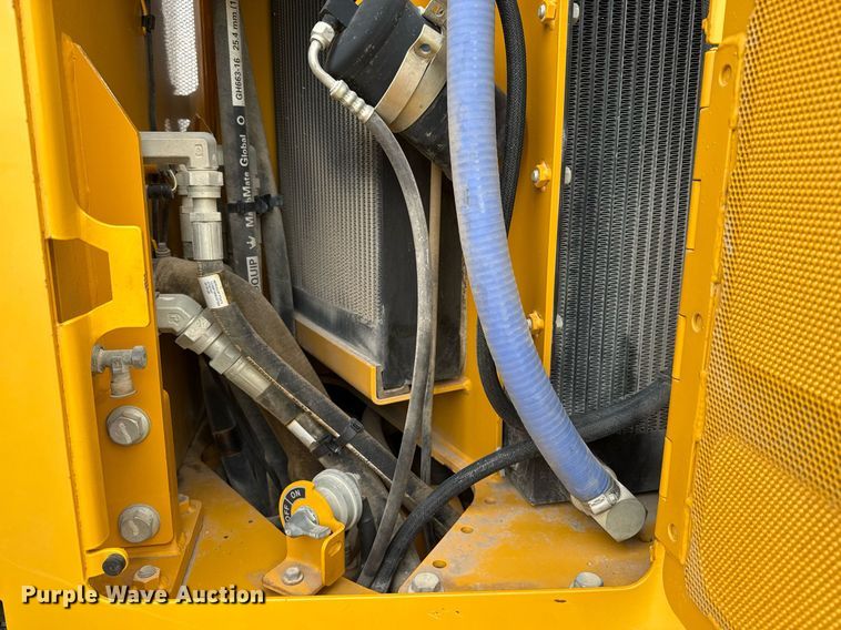 image for item DP6137 2016 John Deere 764 HSD dozer