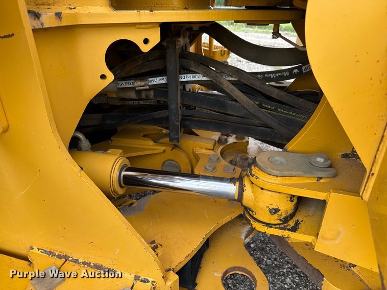 image for item DP6138 2016 John Deere 764 HSD dozer
