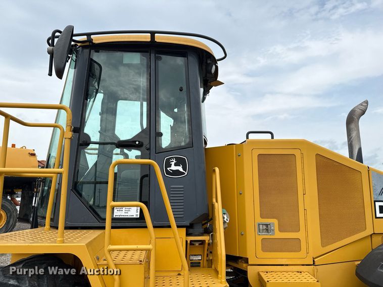 image for item DP6138 2016 John Deere 764 HSD dozer