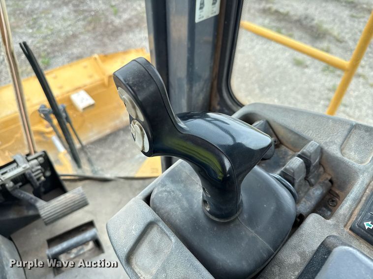 image for item DP6138 2016 John Deere 764 HSD dozer