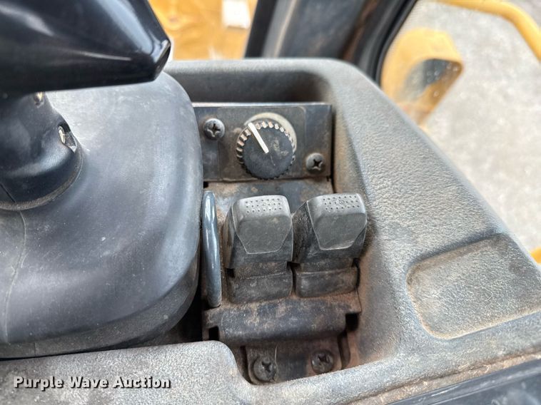 image for item DP6138 2016 John Deere 764 HSD dozer