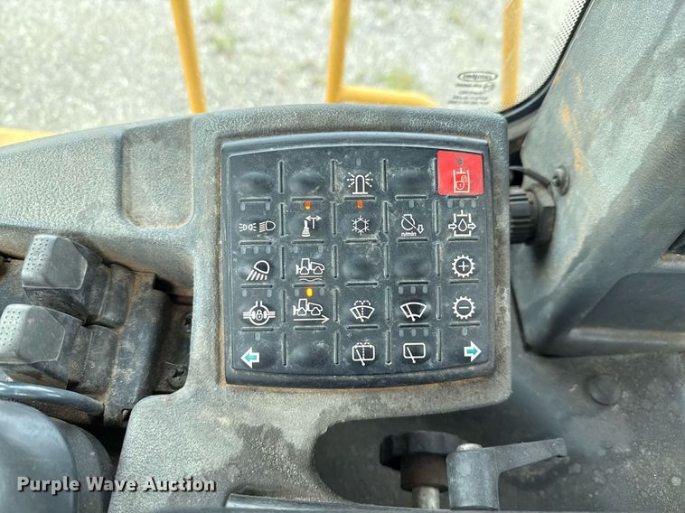 image for item DP6138 2016 John Deere 764 HSD dozer