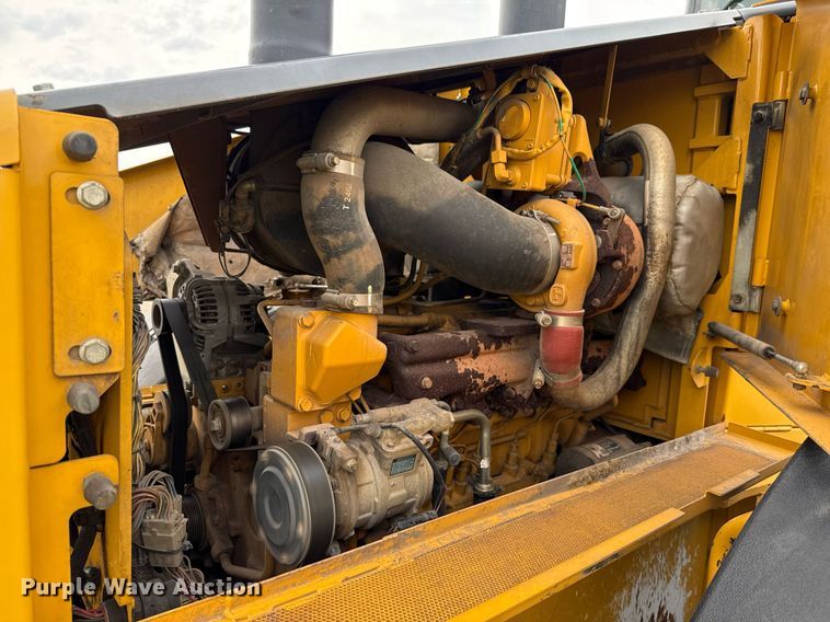 image for item DP6138 2016 John Deere 764 HSD dozer