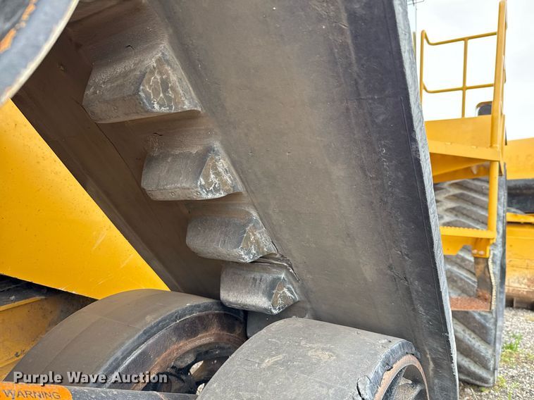 image for item DP6138 2016 John Deere 764 HSD dozer