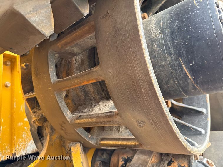 image for item DP6138 2016 John Deere 764 HSD dozer