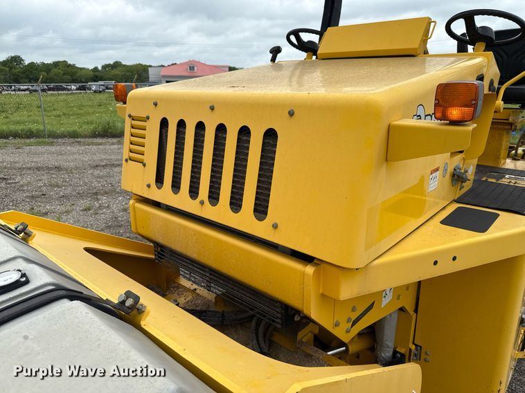 image for item DP6140 2017 Sakai GW751 pneumatic roller