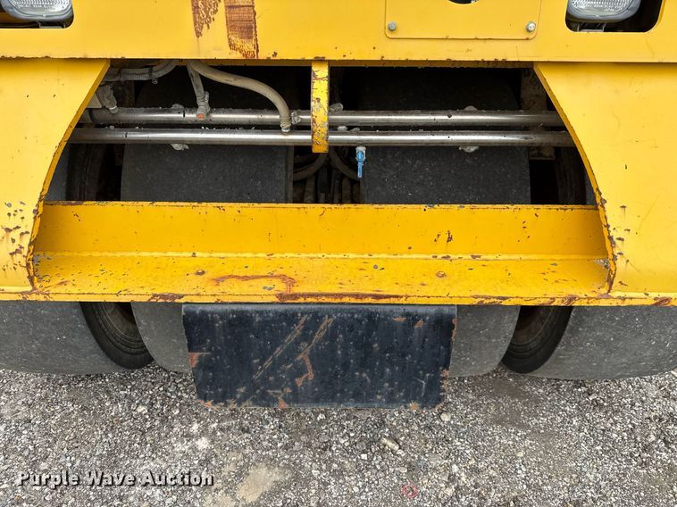 image for item DP6140 2017 Sakai GW751 pneumatic roller