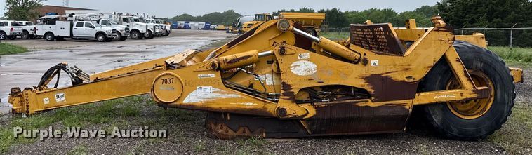 image for item DP6141 2006 John Deere  1810E scraper